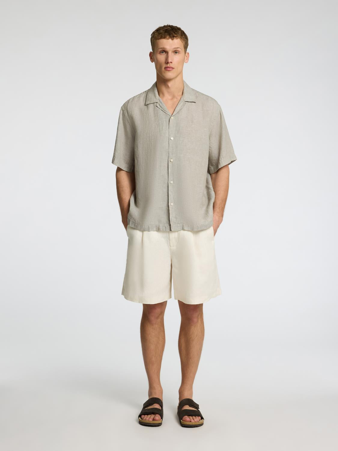 model_shot-front_full